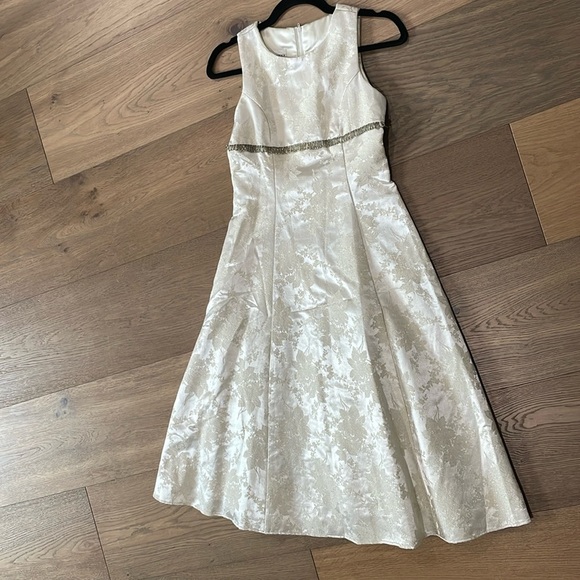 Jessica McClintock Girls Size 12 Beaded Floral Gown Dress Ivory Gold - Picture 10 of 14